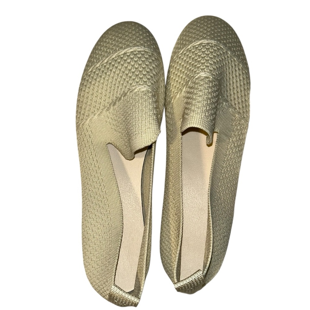 Elegant off white  Women's Slip-On Shoes size 36
